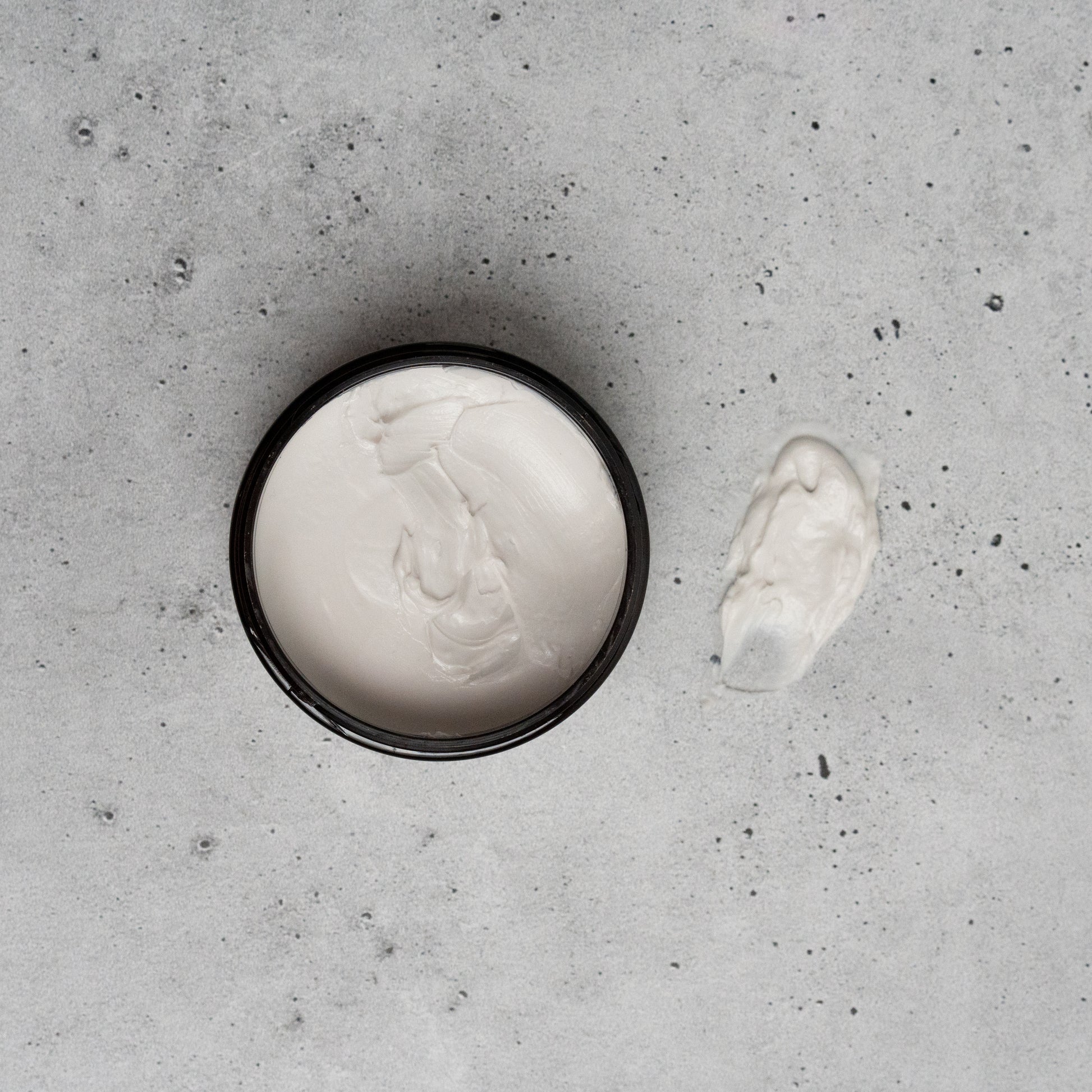 Styling Paste | Medium Hold & Natural Shine for Flexible Control ...